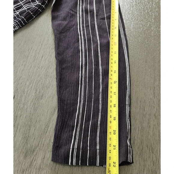 Chico’s Black Geometric Striped Hoodie Button Up Top Blouse Size 1  Or 8 US - Picture 8 of 9